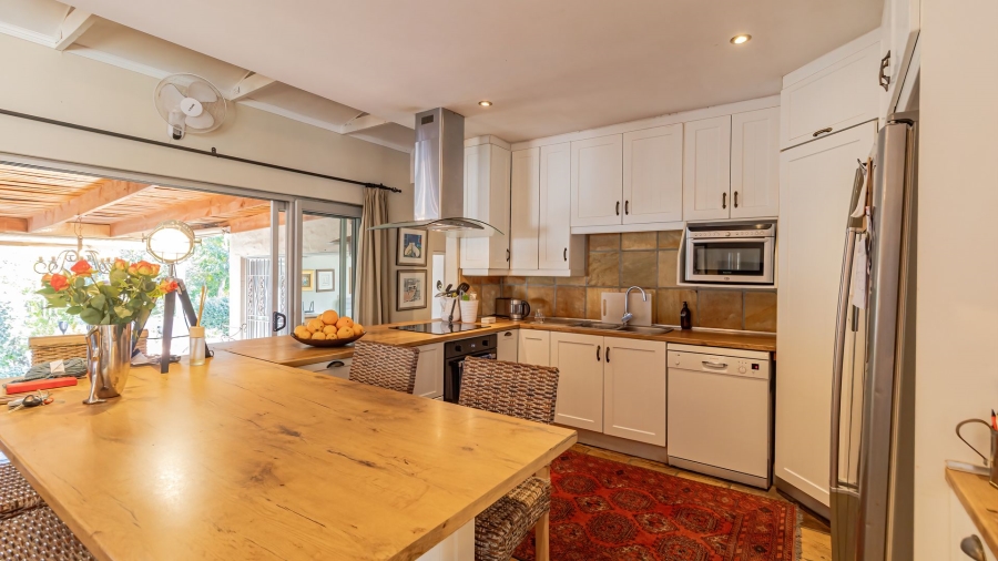 4 Bedroom Property for Sale in Groenvlei Western Cape